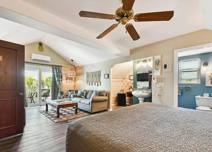 Sea Breeze Manor Inn