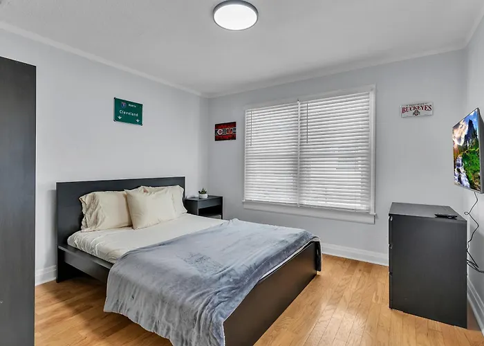 Roomstr Ohio Room 1 Bedroom In South Tampa With Shared Full Bathroom & Free Coffee